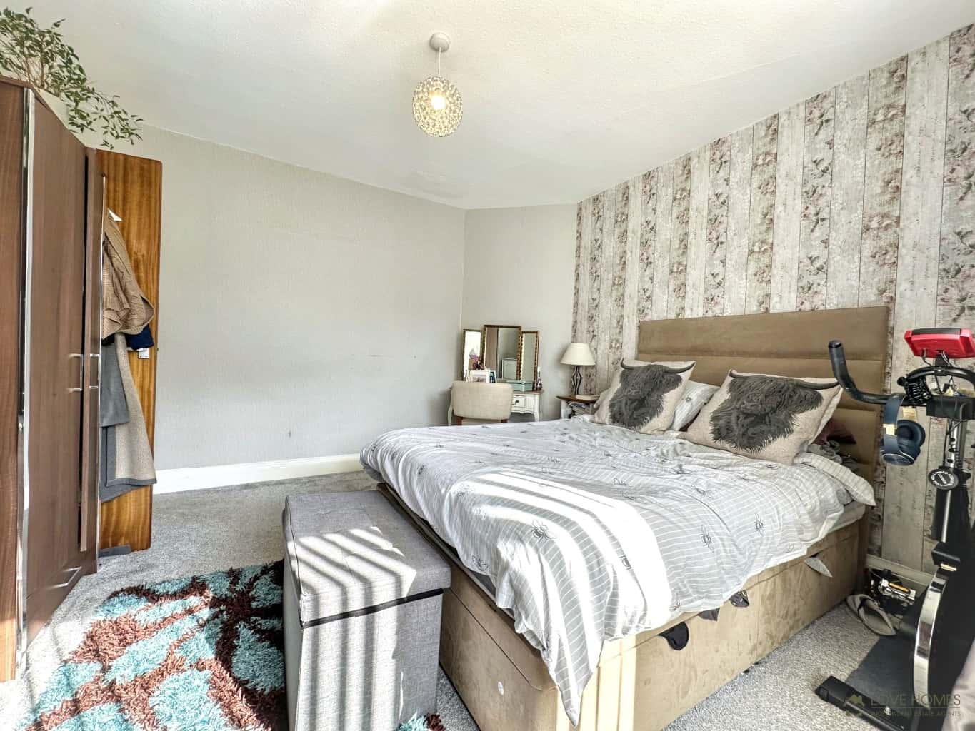 Detached Bungalow in Garstang: Two Bedrooms, Attic Room, Large Plot Property image 13