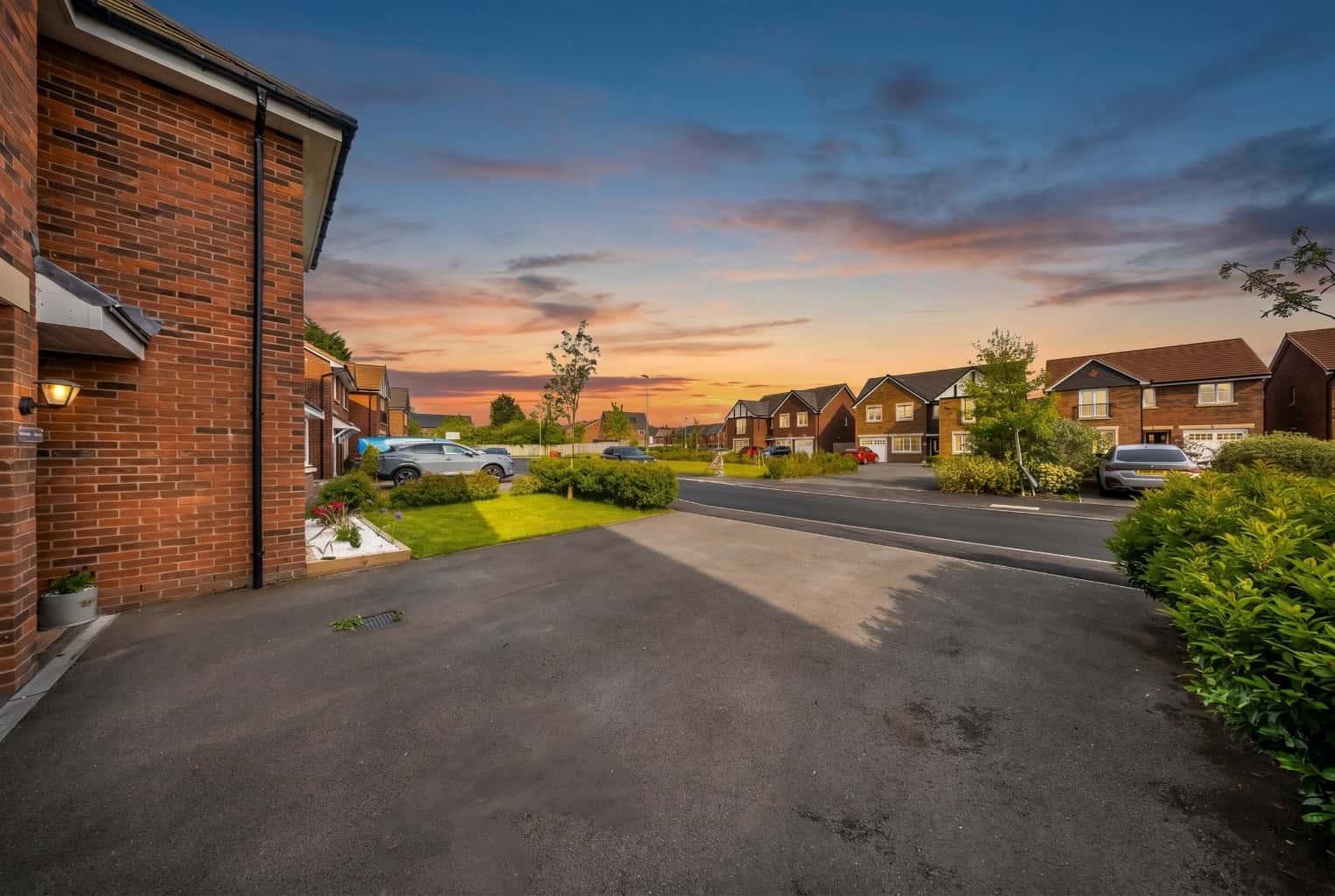 Spacious 5-Bedroom Detached Home with Stunning Kitchen Extension in Broughton Property image 2