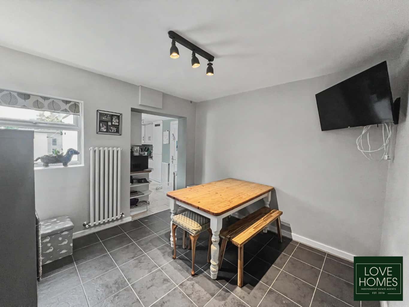 Spacious 3 bed Terraced Home in Garstang with Parking & Garden. Property image 7