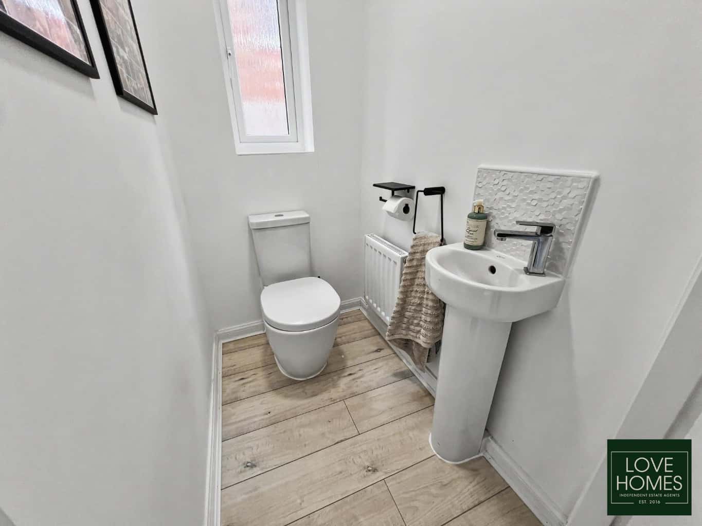 Three Story Townhouse In Catterall, Featuring 4 Large Bedrooms And Modern Living Property image 10
