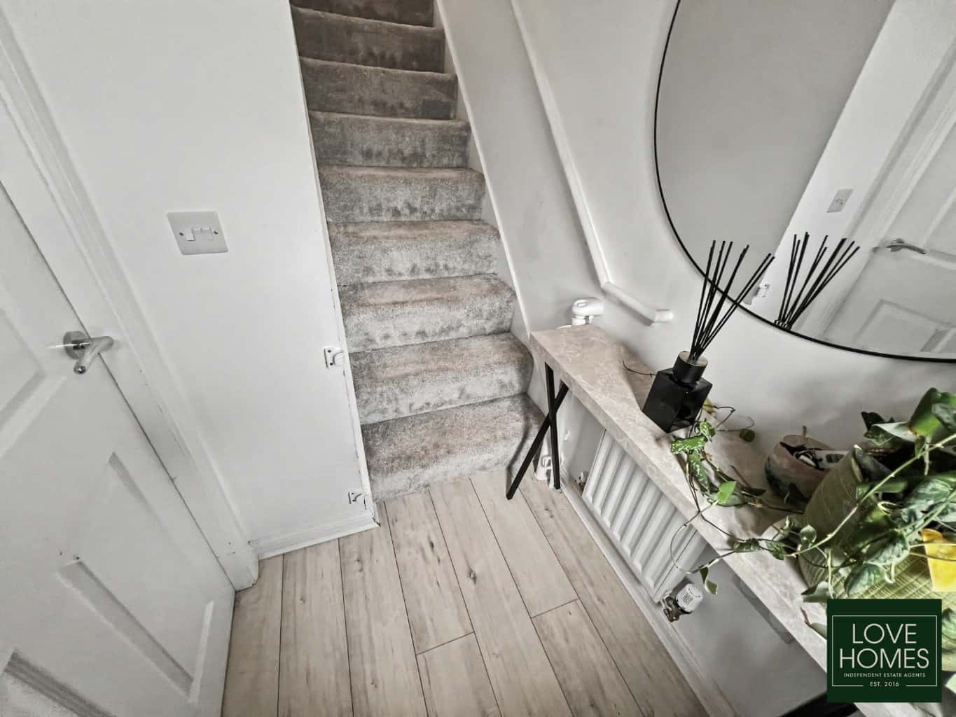 Three Story Townhouse In Catterall, Featuring 4 Large Bedrooms And Modern Living Property image 11