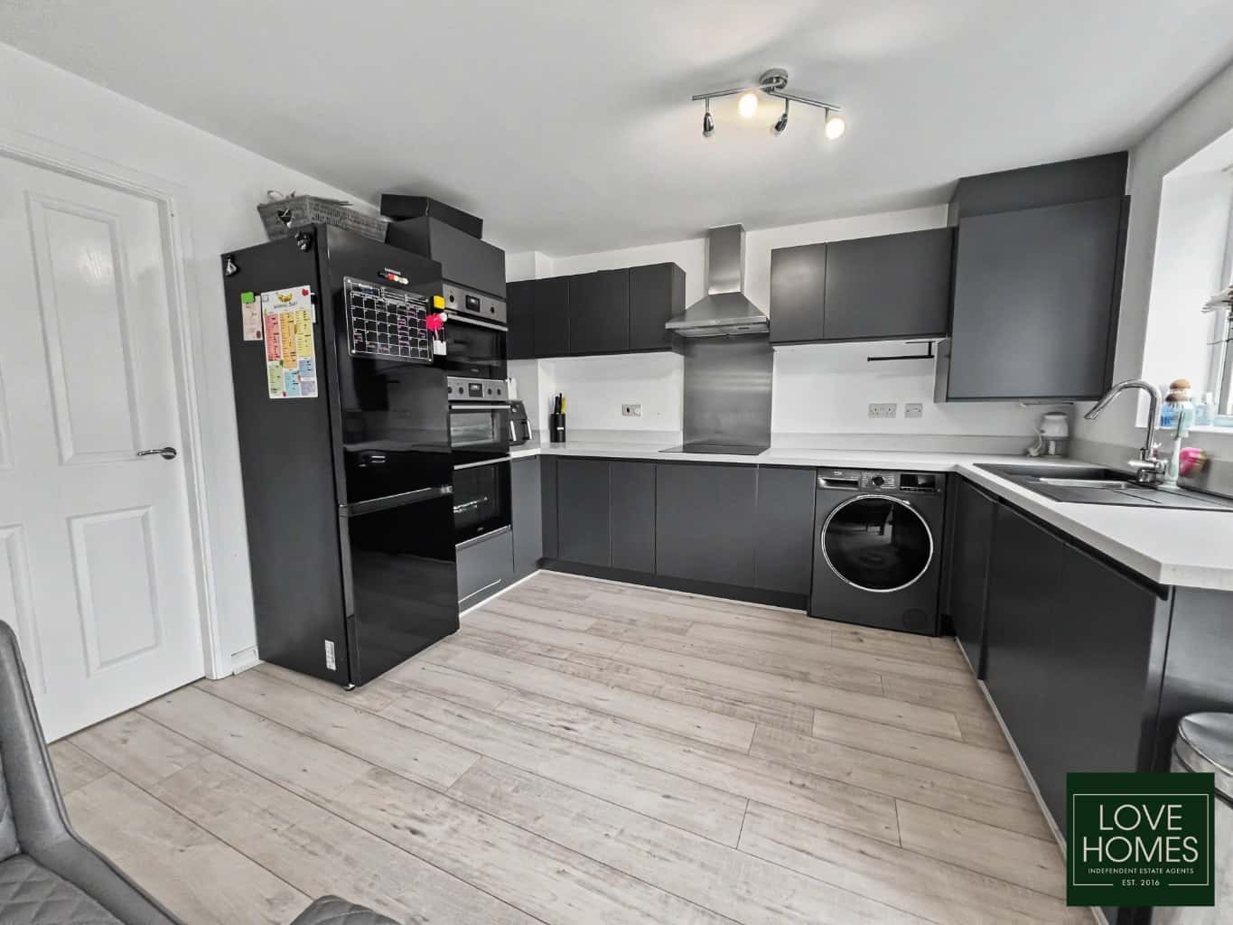 Three Story Townhouse In Catterall, Featuring 4 Large Bedrooms And Modern Living Property image 3