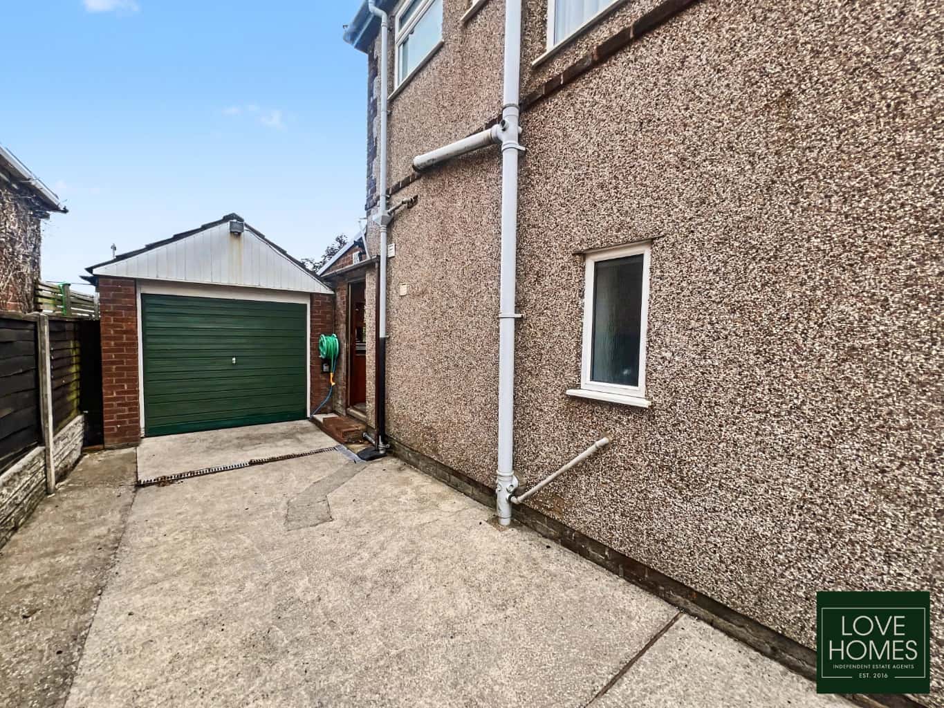 Spacious Extended 3 Bed Semi Detached Home in Preesall. Property image 15
