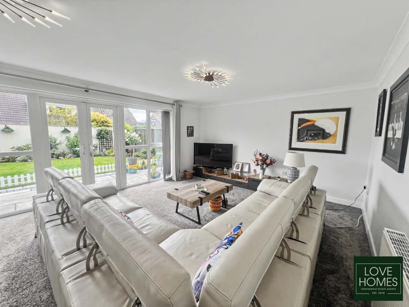 Stunning 3-Bed Detached Home in Quiet Elswick Cul-de-Sac Property image 6
