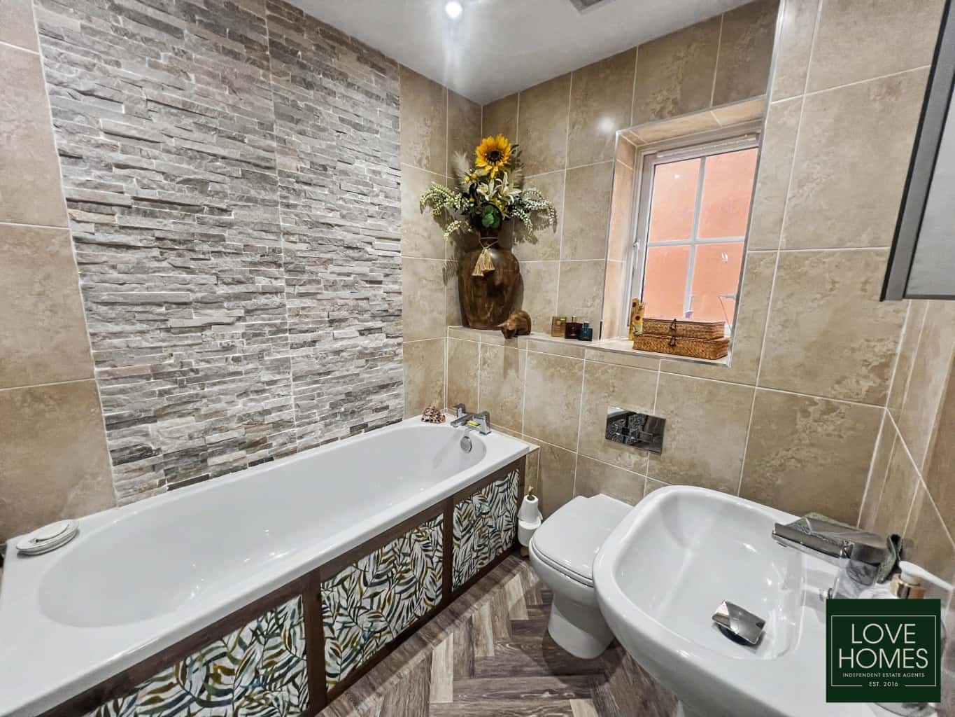 Stunning 3-Bed Detached Home in Quiet Elswick Cul-de-Sac Property image 18