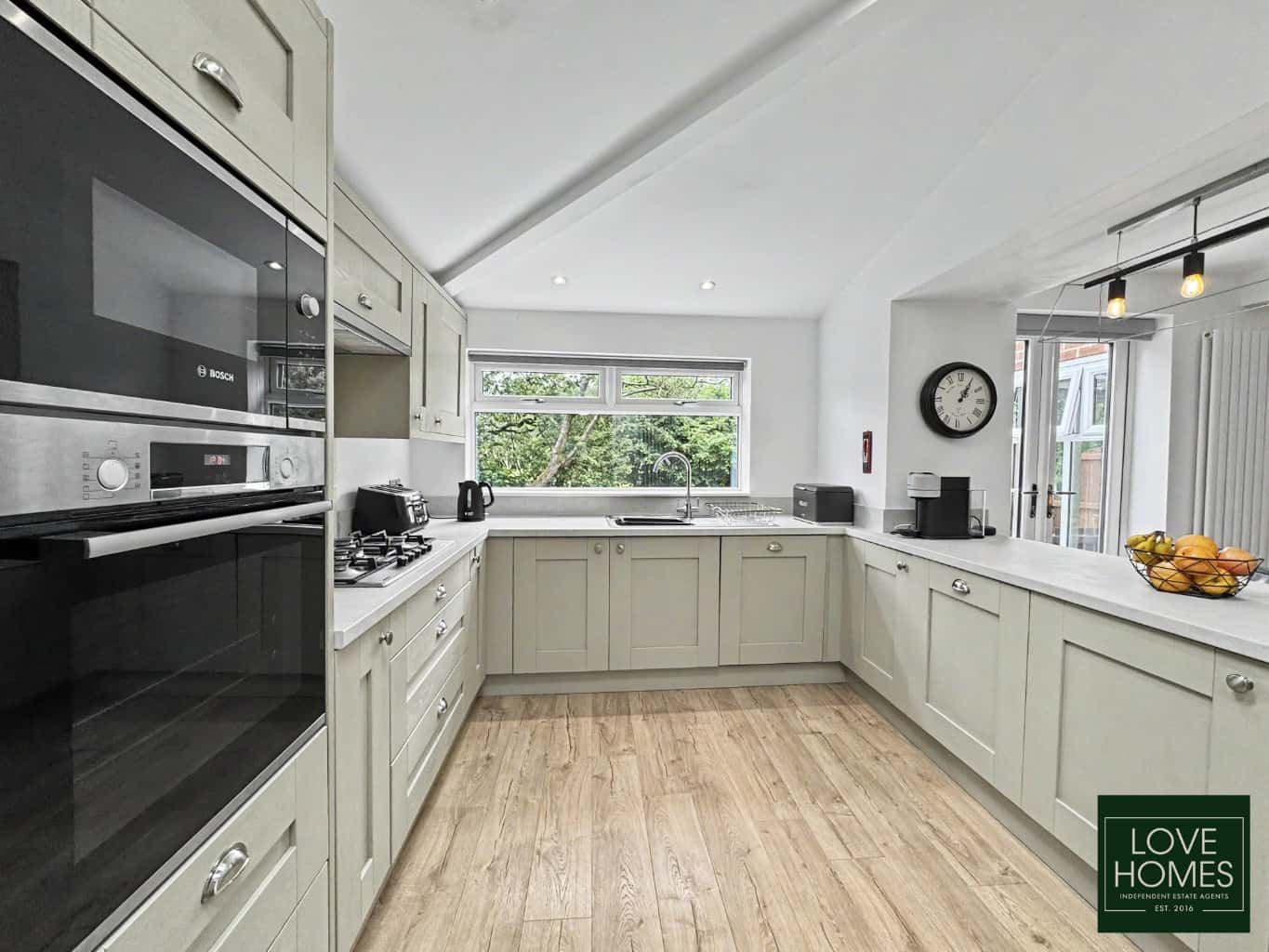 Extended Greenmount Home with Golf Course Views & Modern Luxury Property image 9