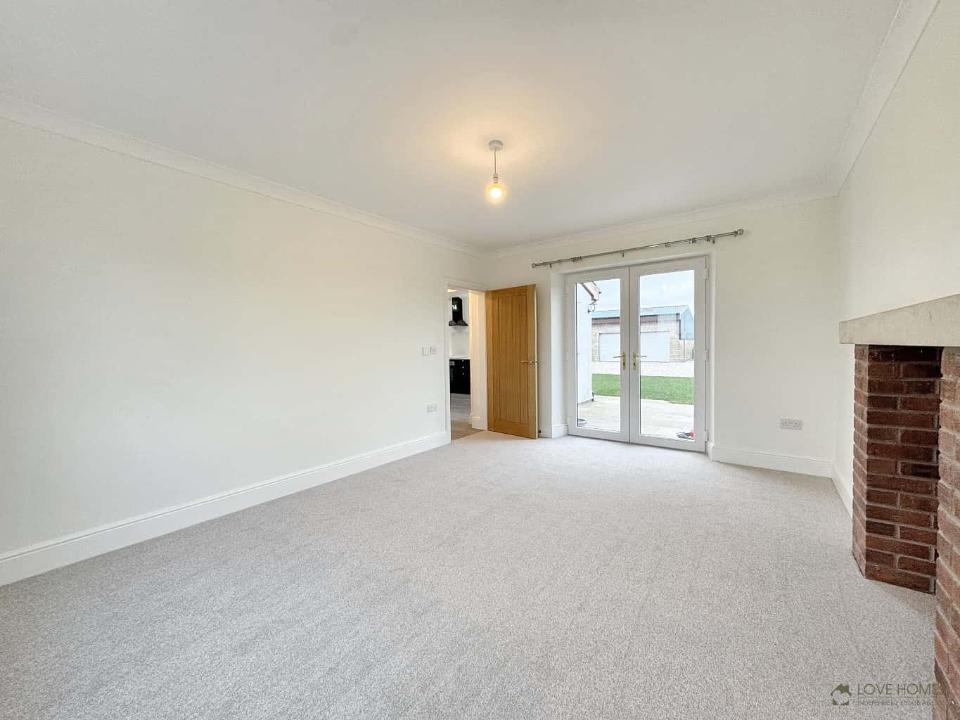 Spacious 3-Bed House to Let in Crossmoor with Countryside Views Property image 3