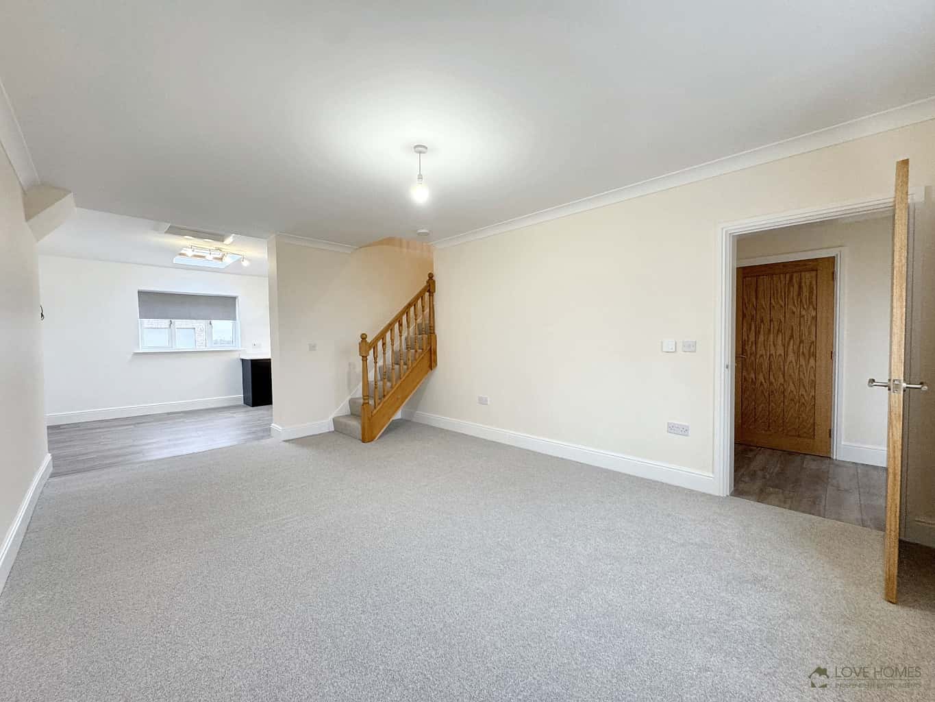 Spacious 3-Bed House to Let in Crossmoor with Countryside Views Property image 6