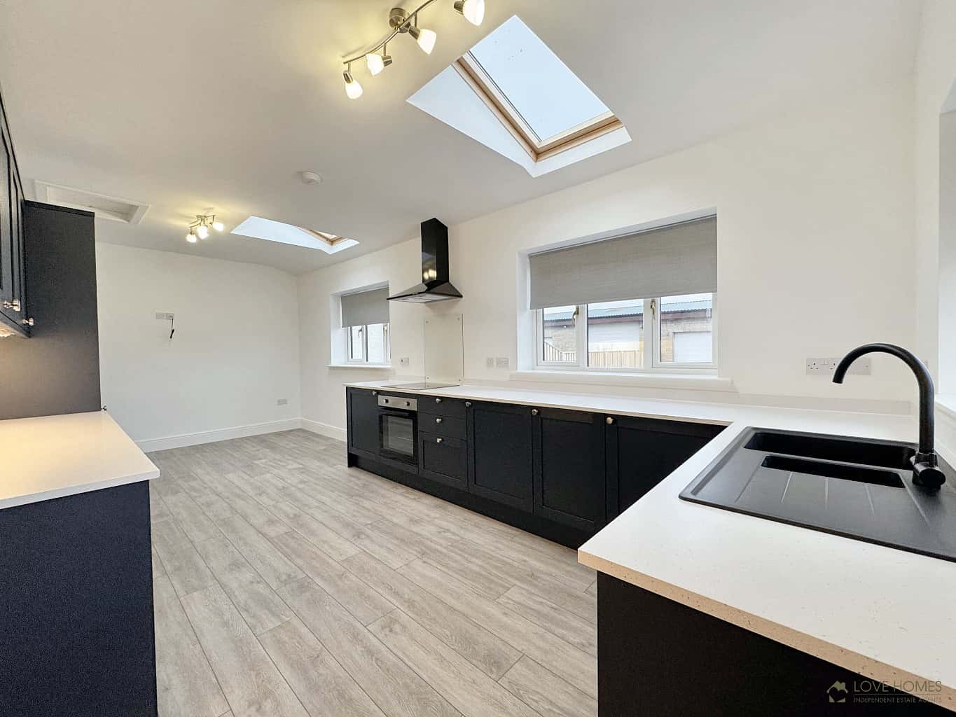 Spacious 3-Bed House to Let in Crossmoor with Countryside Views Property image 9