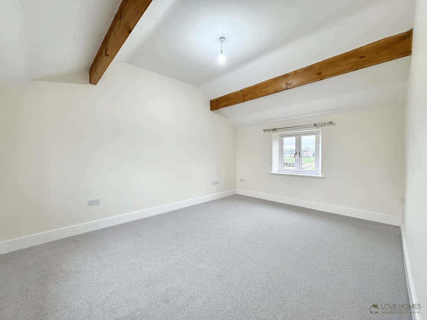 Spacious 3-Bed House to Let in Crossmoor with Countryside Views Property image 12