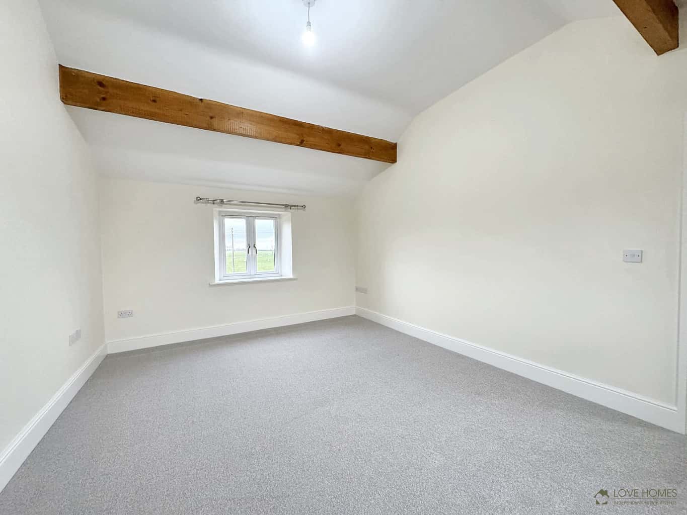 Spacious 3-Bed House to Let in Crossmoor with Countryside Views Property image 14