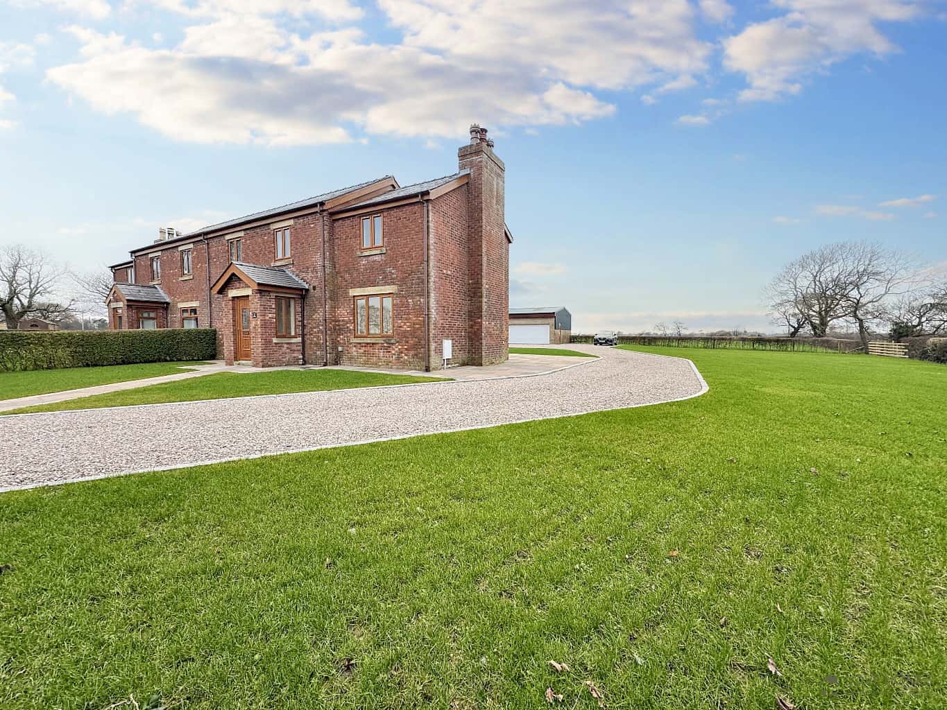 Spacious 3-Bed House to Let in Crossmoor with Countryside Views Property image 29
