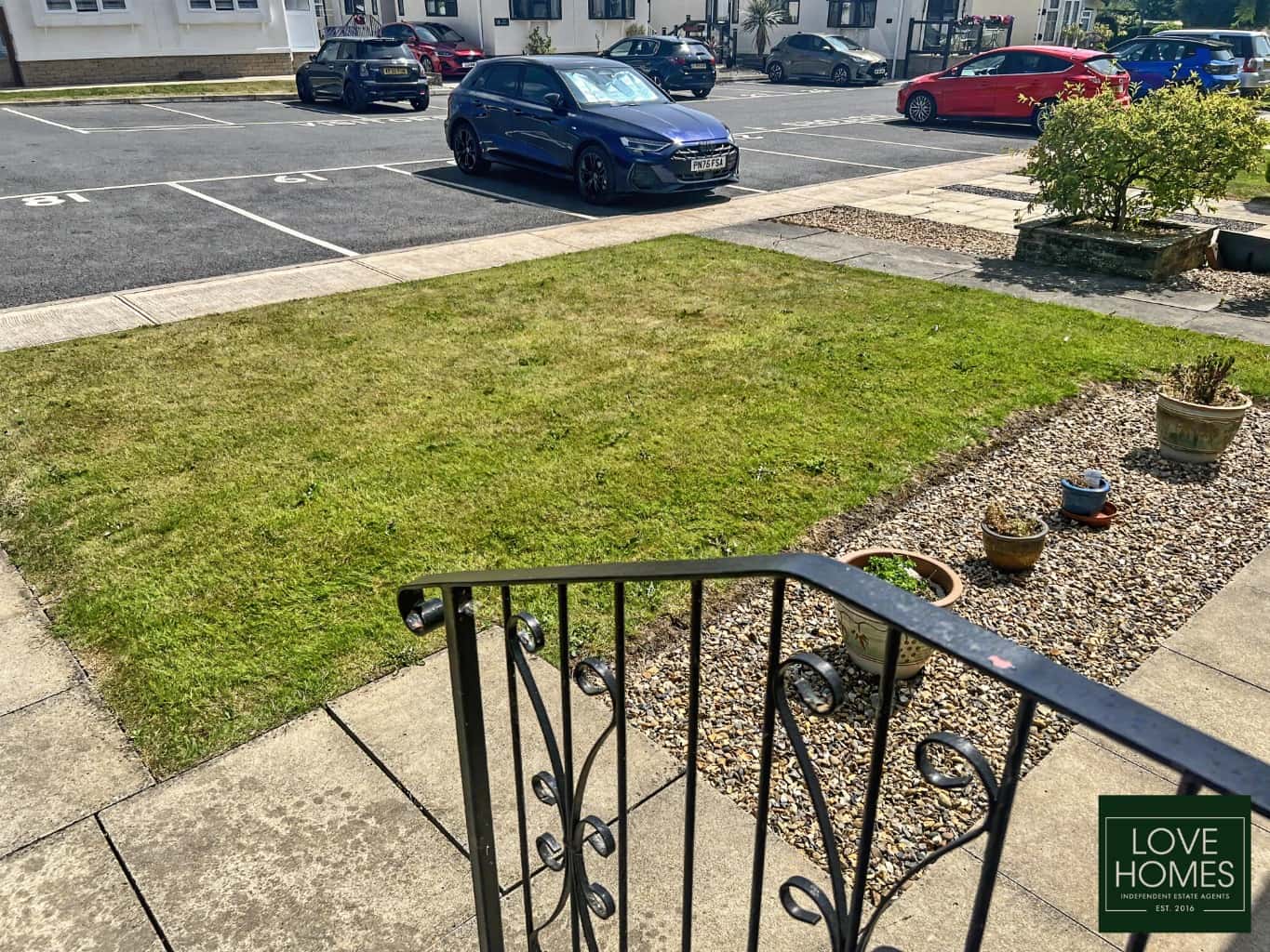Charming 2 Bed Park Home in Wyre Vale Park, Garstang, with Generous Plot. Property image 18