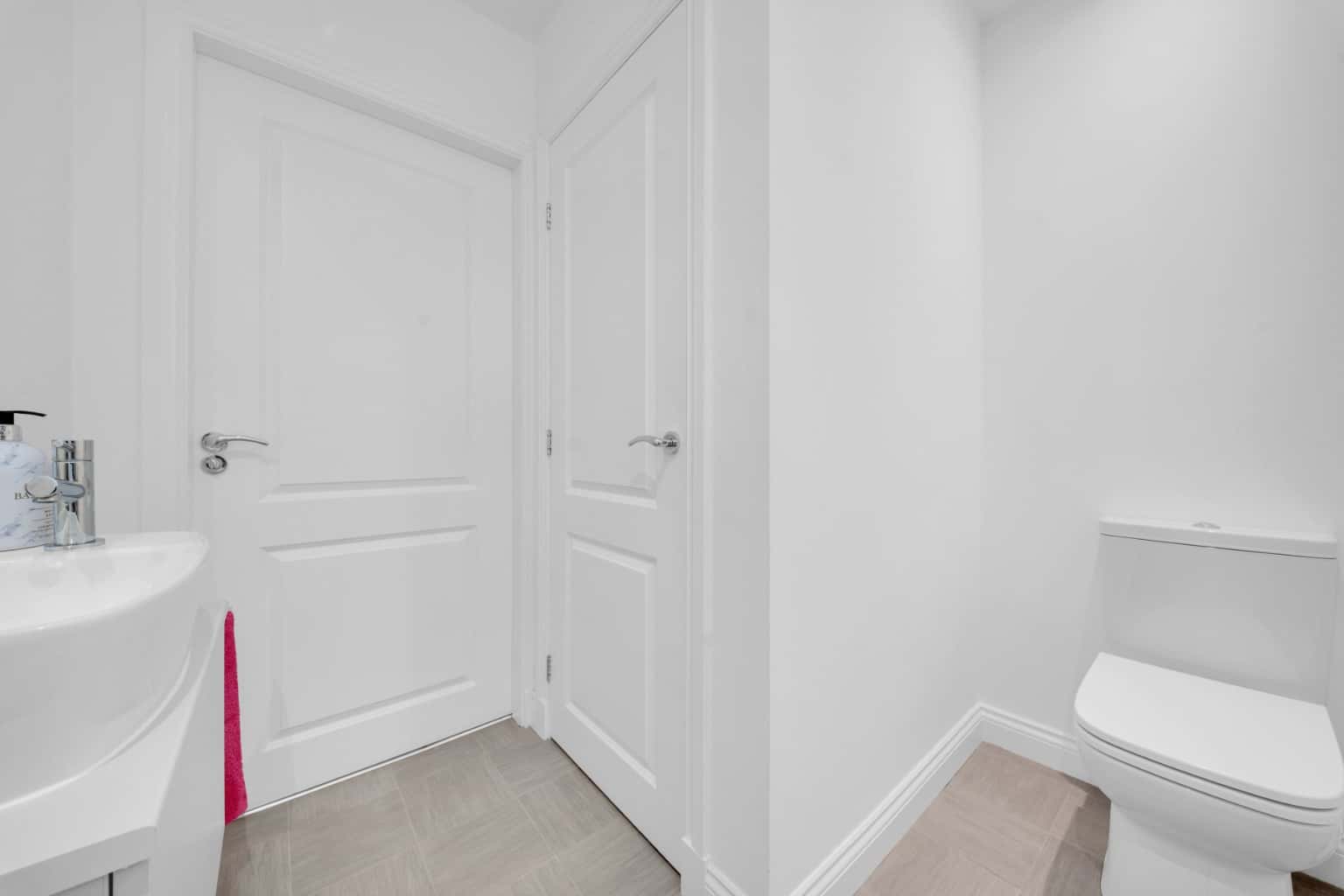 A Stunning Five-Bedroom Detached Family Home in the Heart of Broughton Property image 10