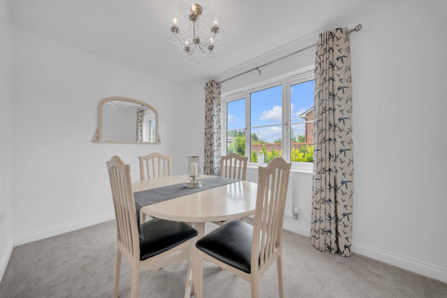 A Stunning Five-Bedroom Detached Family Home in the Heart of Broughton Property image 9