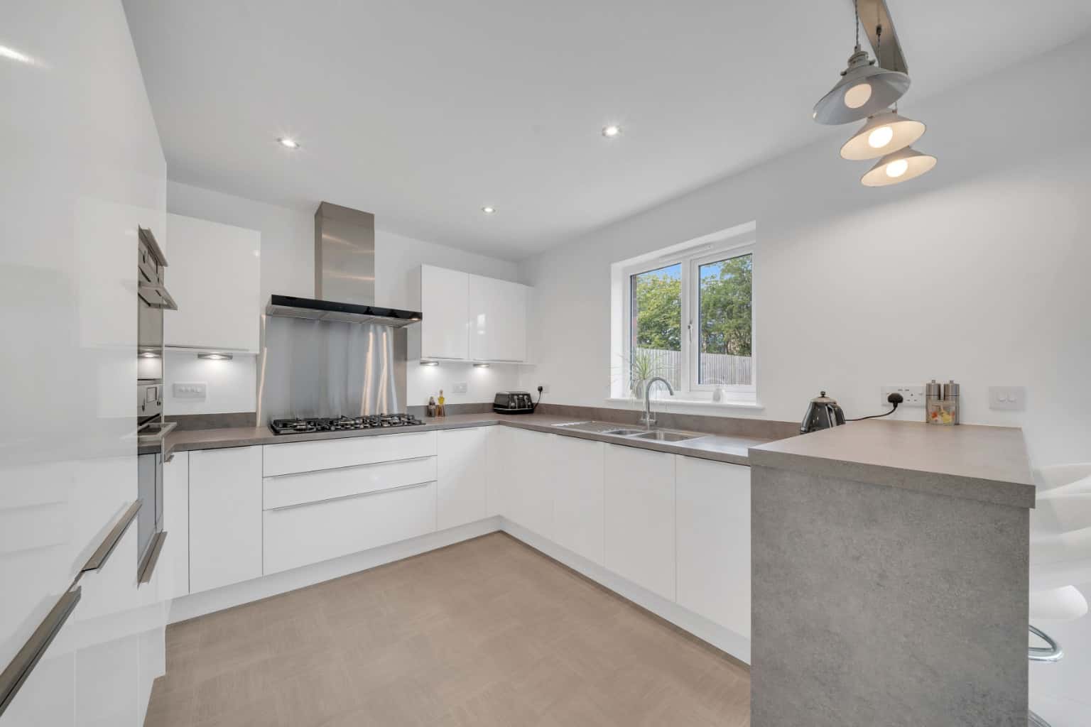 A Stunning Five-Bedroom Detached Family Home in the Heart of Broughton Property image 6