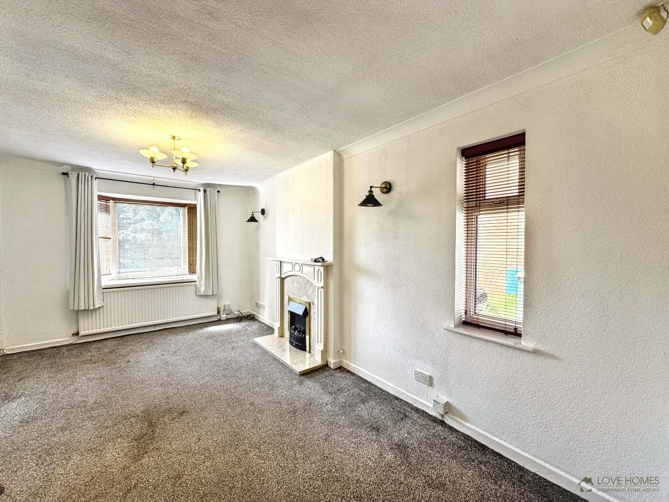 Charming Two-Bedroom Detached Bungalow to Let in Lea, Lancashire Property image 2